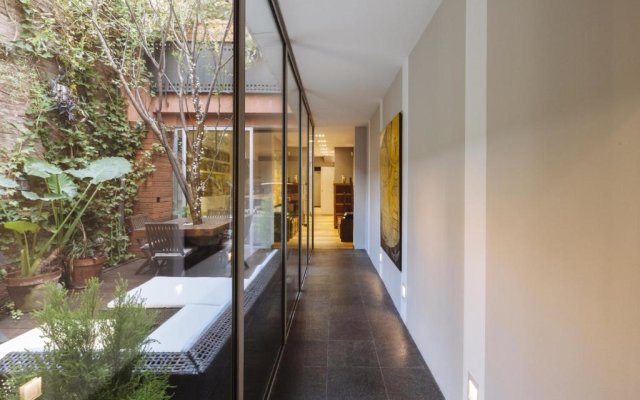 ArtlifeBCN Urban Oasis Apartment