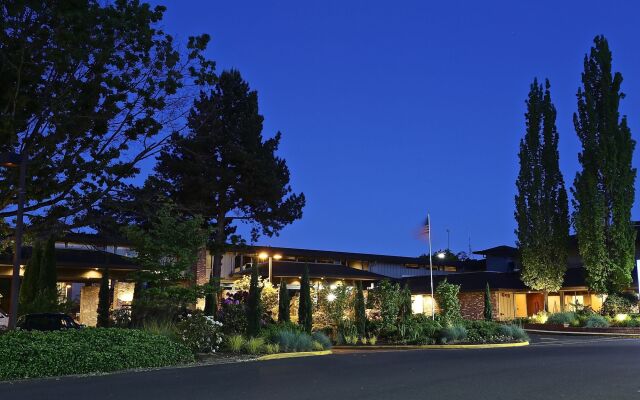 Valley River Inn Eugene/Springfield