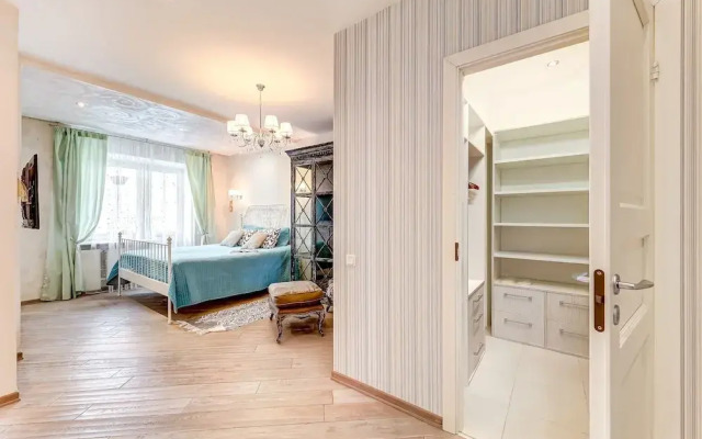 Стильные апартаменты с панорамным видом