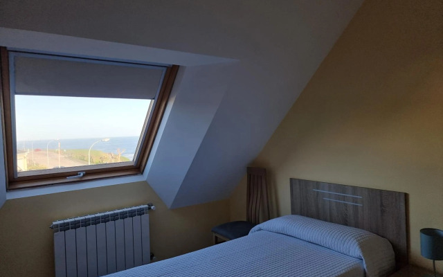 Vivienda de 4 dormitorios con vistas al mar