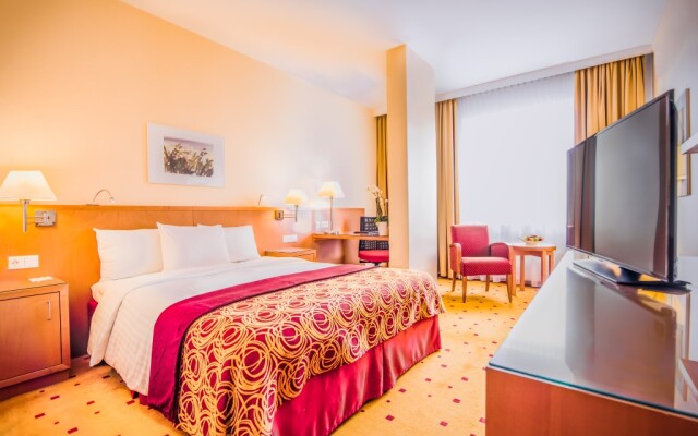 Отель Quality Hotel Vienna