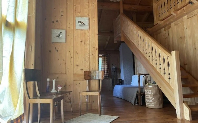 Belvilla by OYO Hilltop Chalet in Lamon With Views