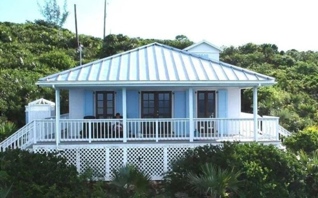 Palm Bluff by Eleuthera Vacation Rentals