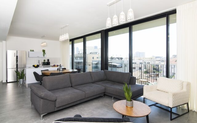 House No 29 And 52 By Tlv2Go