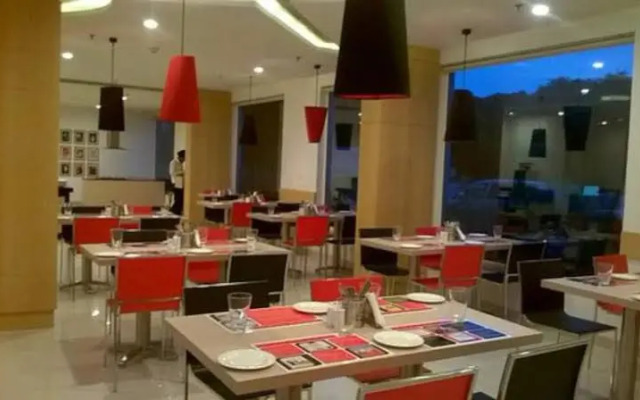 Red Fox Hotel Chandigarh