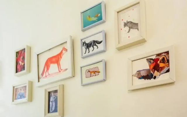 Alegr0 · 60s Chic Central Apartment w/ Garden