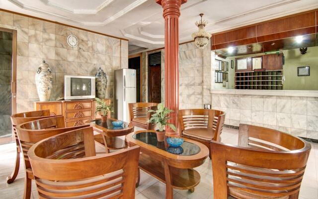 OYO 2690 Hotel Tampan