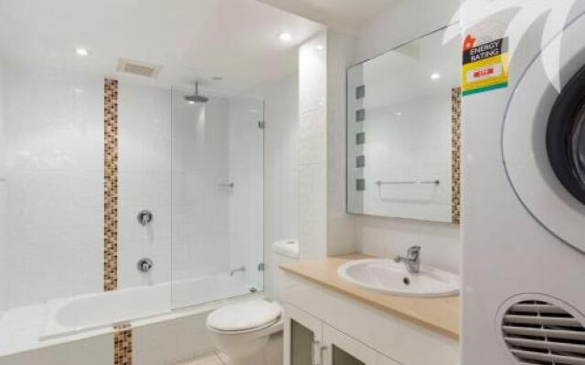 Breezes - Oceanside 17