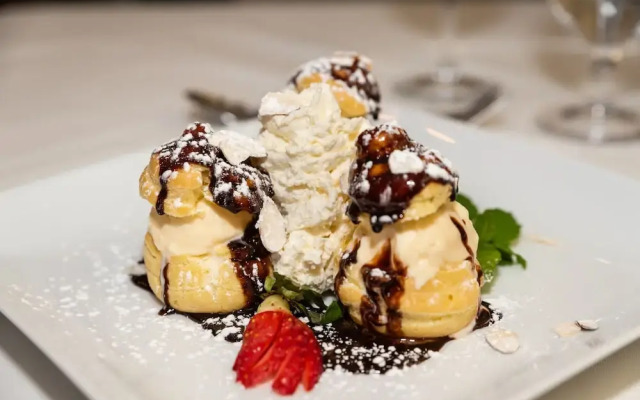 Burke Manor Inn & Pavilion