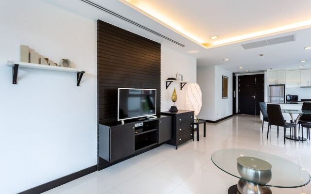 The Palms Kamala by Lofty