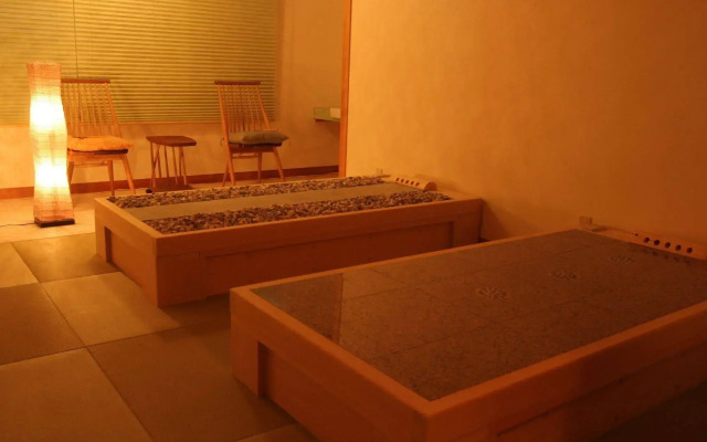 Tabinoyado Ushionoakari Geiboso