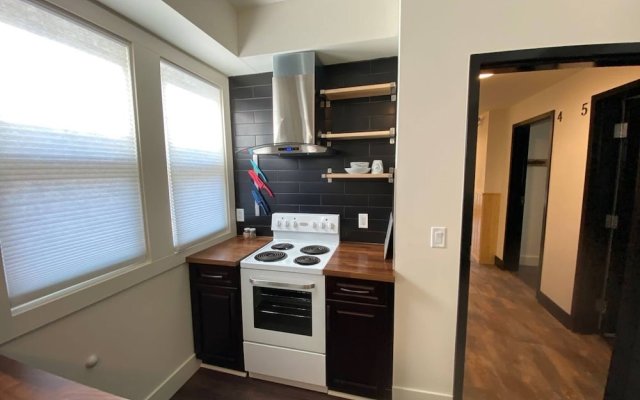 Brand New 1 Br 1 Bath. Close To All. Walkable