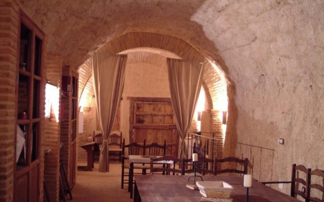 Cuevas Almagruz