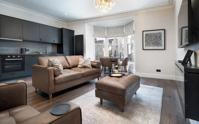 Lake Road Apartments