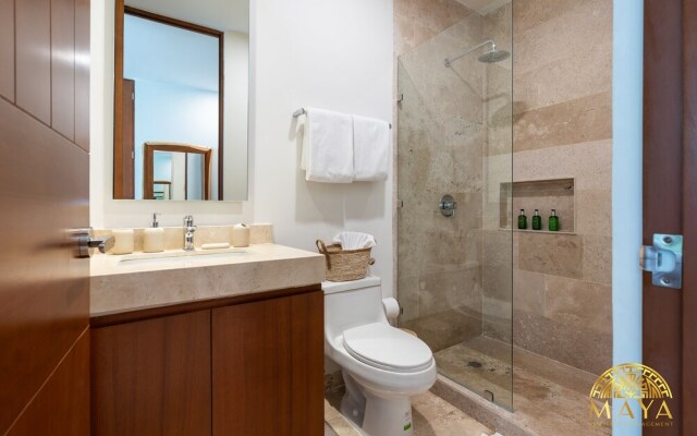 NHOA 207A Lux 2BR Condo Pool View in Aldea Zama