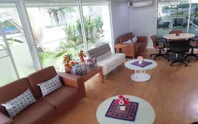 The 20 at Sukhumvit 77