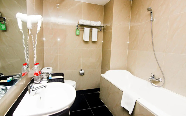 Parkside Mandarin Hotel Pekalongan