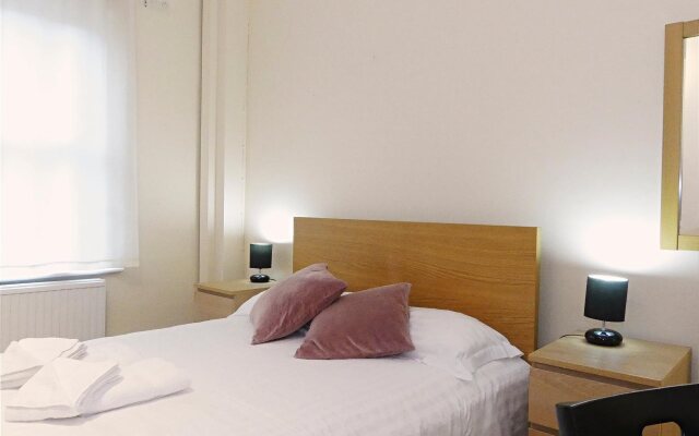 LCS London Bridge Apartments