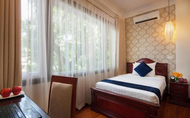 Hanoi Golden Moon Hotel – Guest Rooms – Hanoi
