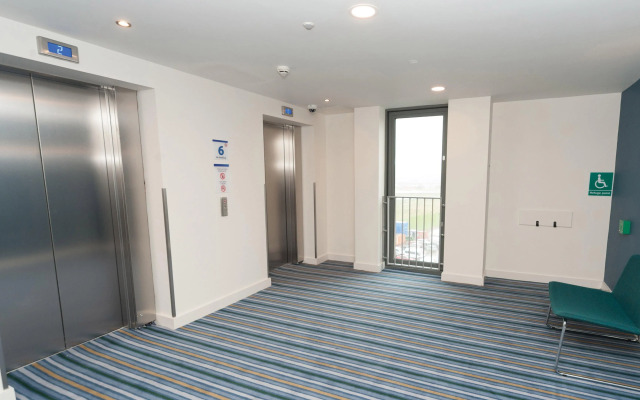 Holiday Inn Express Aberdeen Airport by IHG