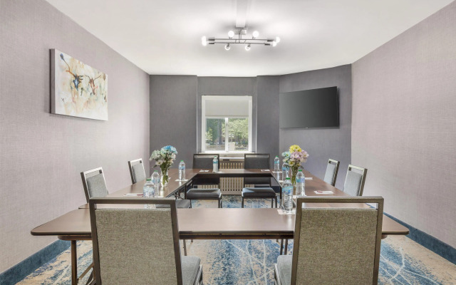 Best Western Plus Raleigh Crabtree Valley Hotel