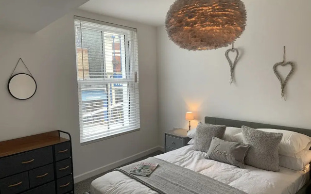 Charming Apartment Ilfracombe, Central Location