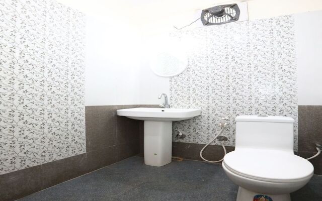 OYO 27782 Hosamane Lodge