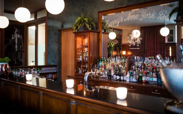 Lindner Hotel Frankfurt Main Plaza, part of JdV by Hyatt