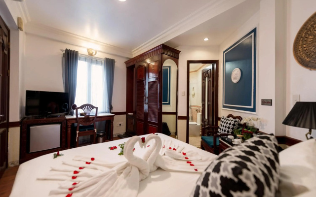 Prince II Hotel