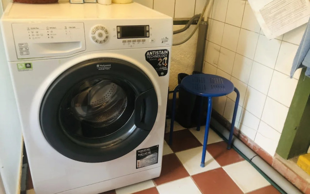 Treehouse Magpies Nest With Bubble Pool