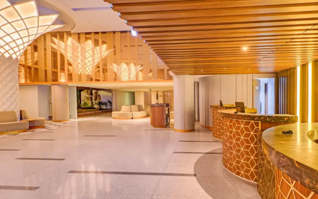 Sunday Hotel Arshika Sunset Road
