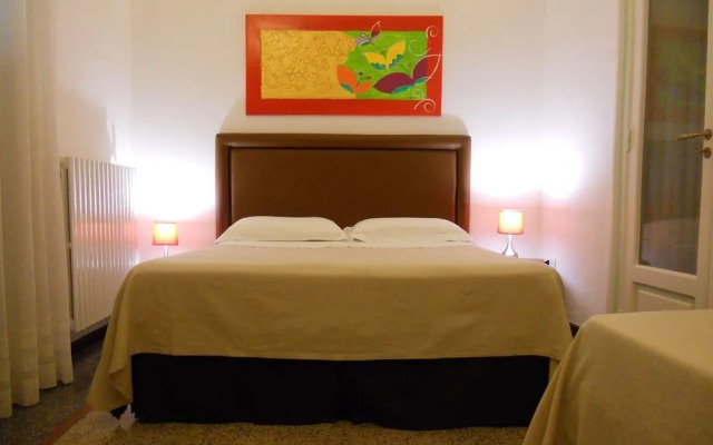 Palazzo De Tomasi B&B