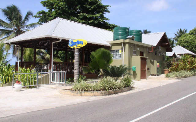 Surfers Self-Catering Chalets