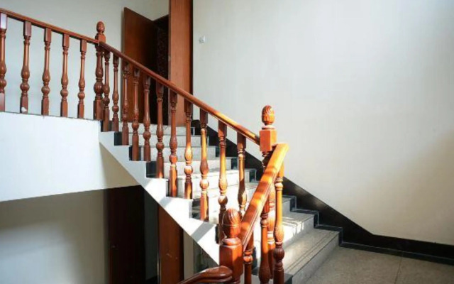 Haifeng Hotel