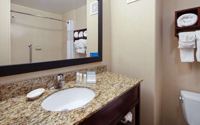 Hampton Inn & Suites Agoura Hills