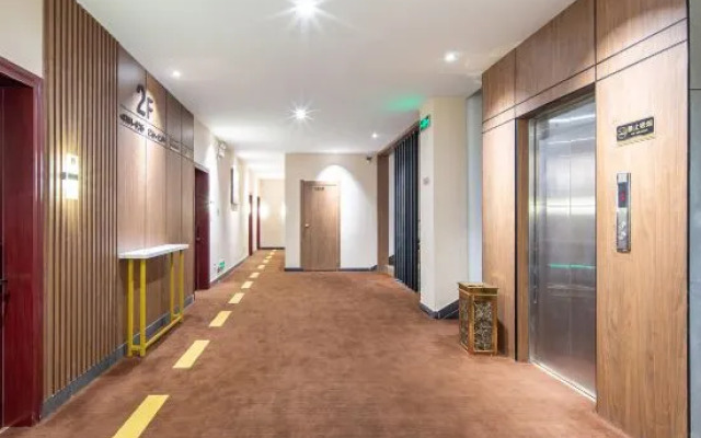 Jingtu Hotel (Beihai Hunan Road)