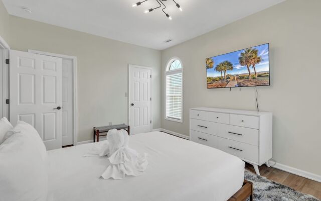 Savannah Shores