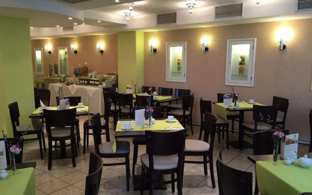 Martas  Allegra Berlin
