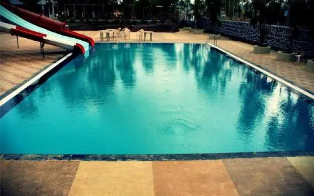 Midway Park Resort