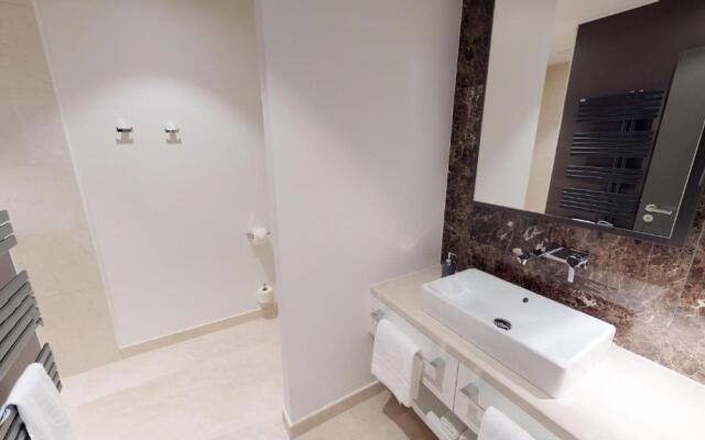 White Pearl Apartment 0.11