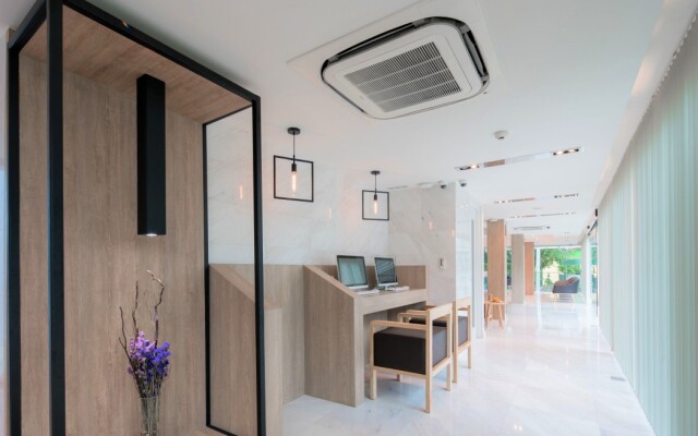 The Beachfront Hotel Phuket