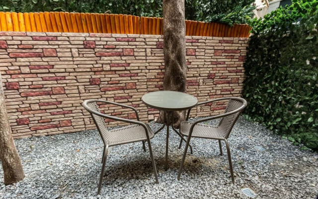 Missafir Distinguished Flat With Backyard in Sisli