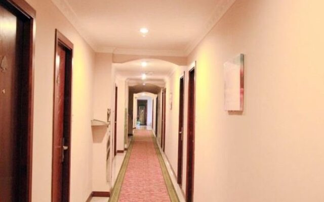 GreenTree Inn Jiangsu Zhenjiang Yidu Building Materials City Express Hotel