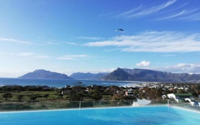 Mountain & Sea Apartments