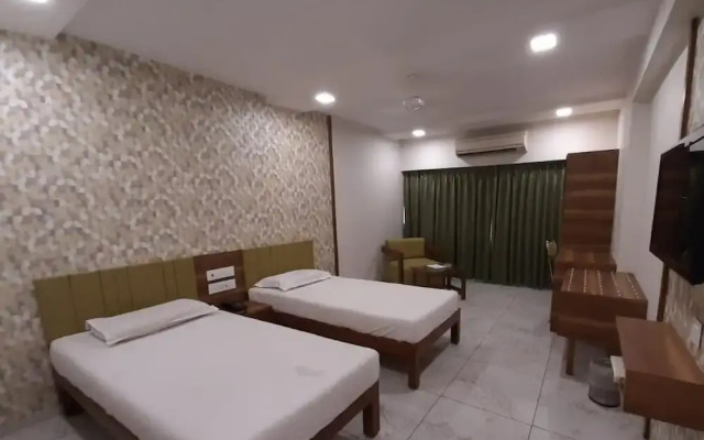 HOTEL PRUDENT - Vadodra