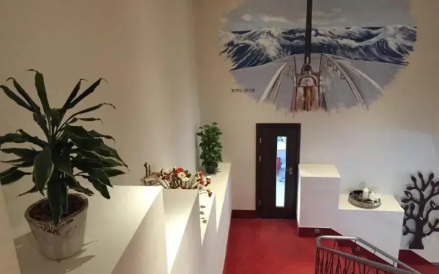 Home Hotel