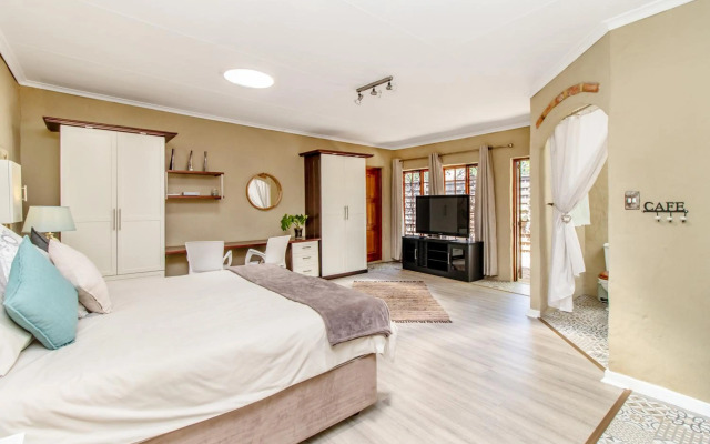 Villa Roma - Luxury Accommodation