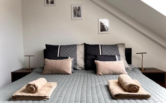 Domino Suite Eger