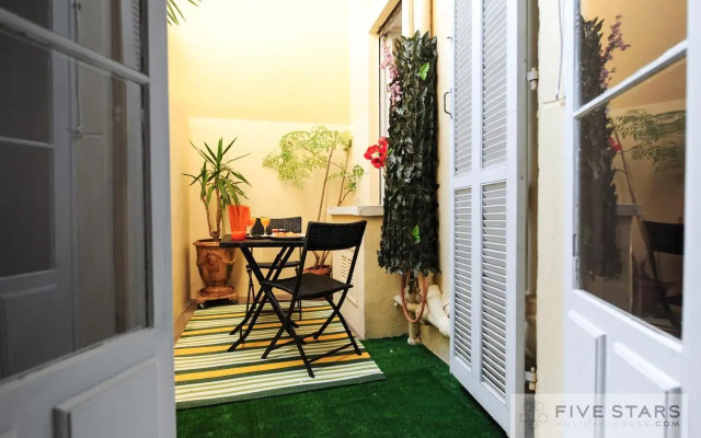 Studio 53 five stars holiday house