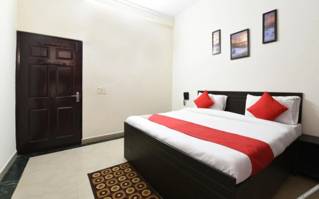 Vashu Residency By OYO Rooms